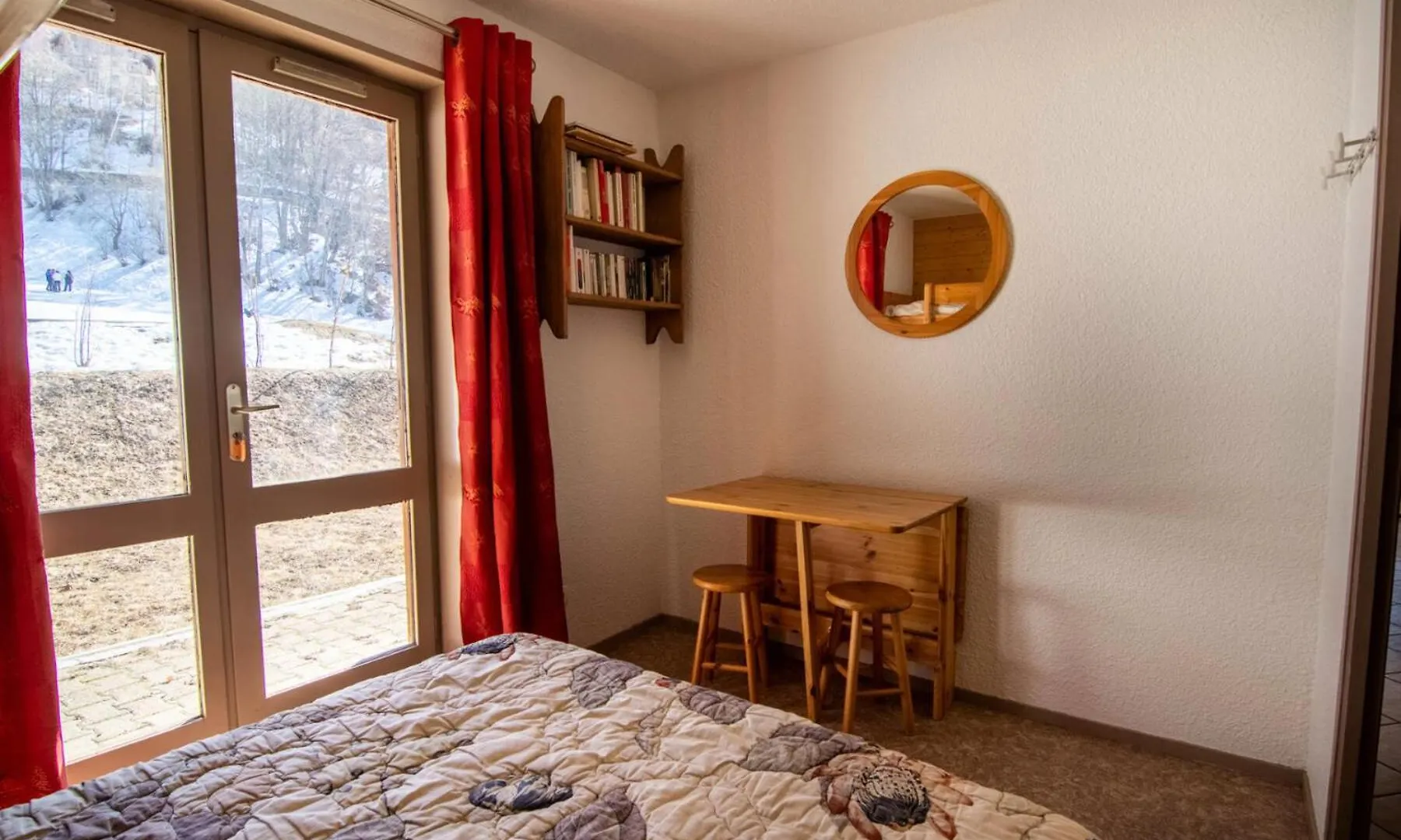 Residence Altair - 4 Pieces 8 Personnes Expose Sud Mae-1091 0*, Valloire